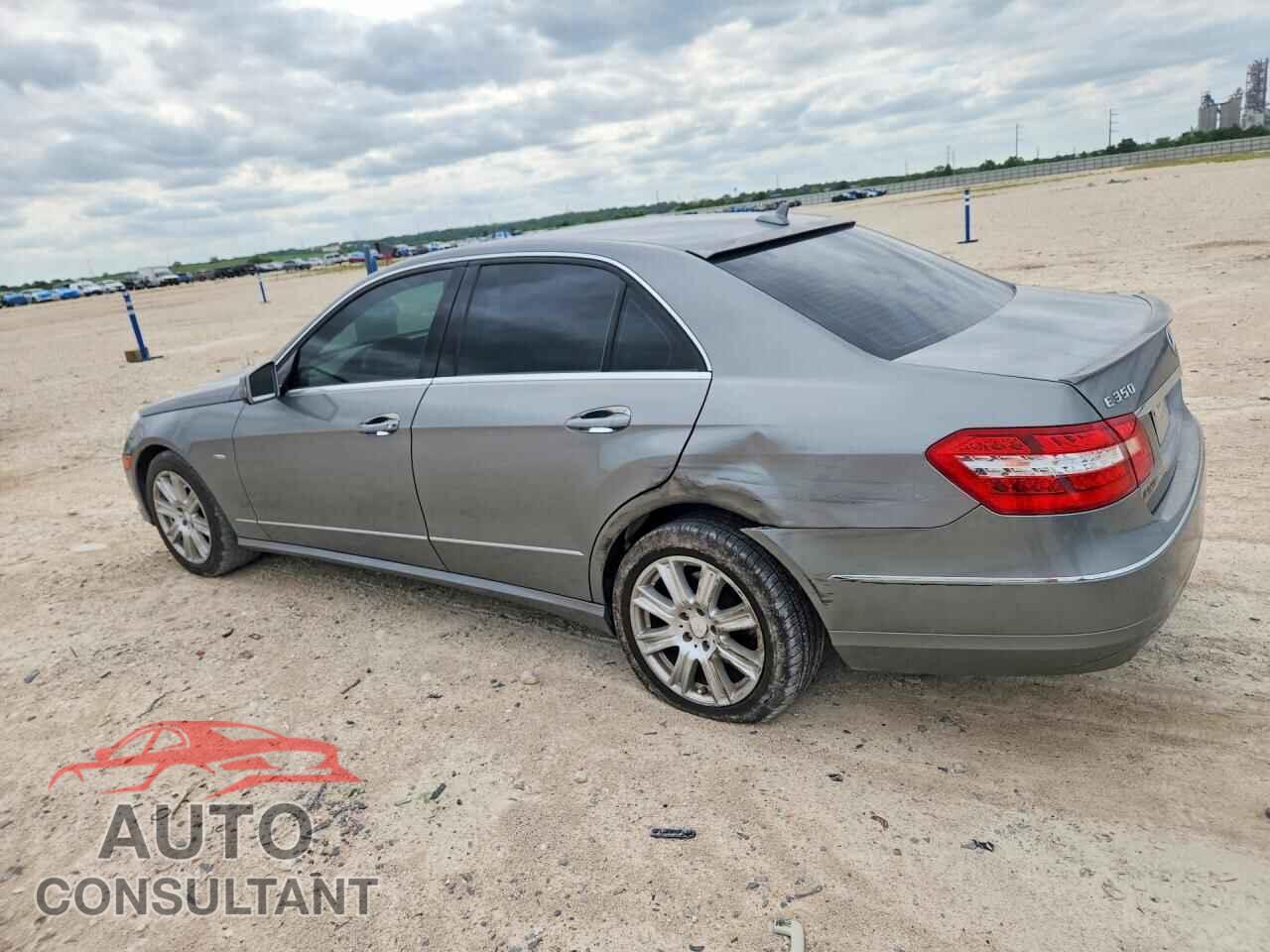 MERCEDES-BENZ E-CLASS 2012 - WDDHF5KB1CA588699