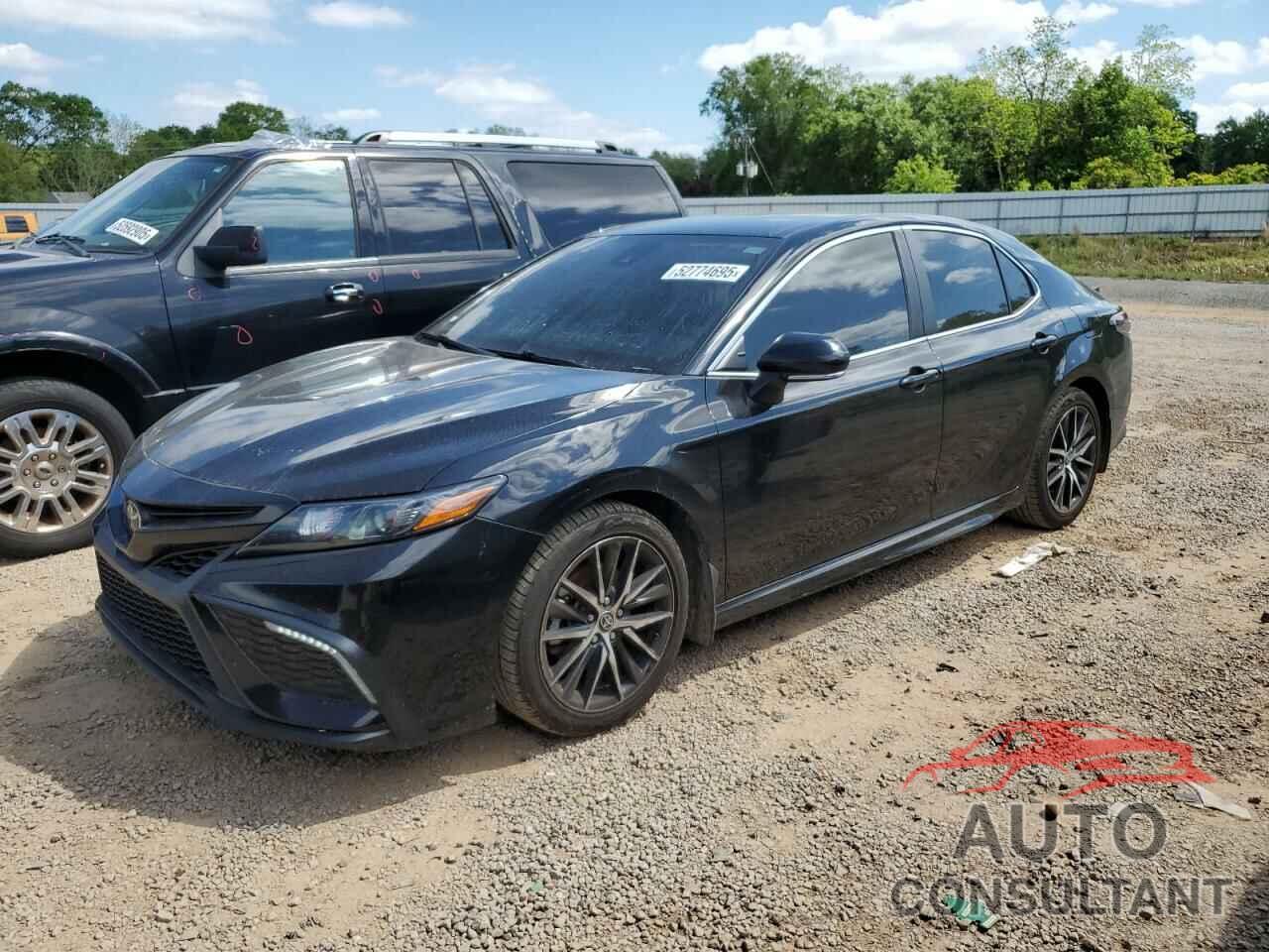 TOYOTA CAMRY 2022 - 4T1G11AK9NU667940