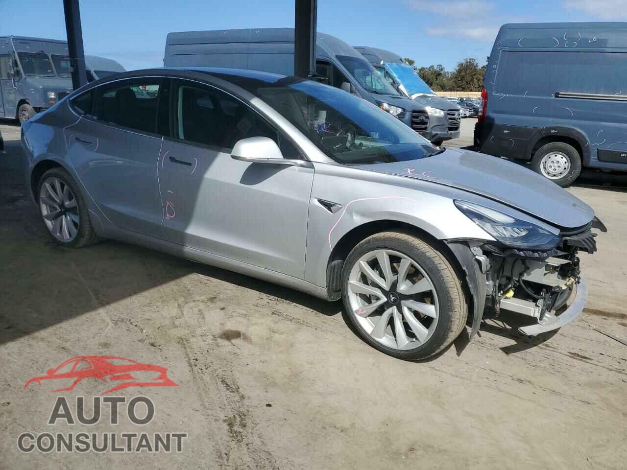 TESLA MODEL 3 2018 - 5YJ3E1EA2JF017925