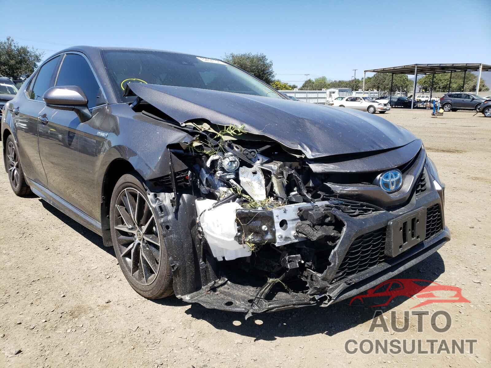 TOYOTA CAMRY 2021 - 4T1G31AK0MU556119