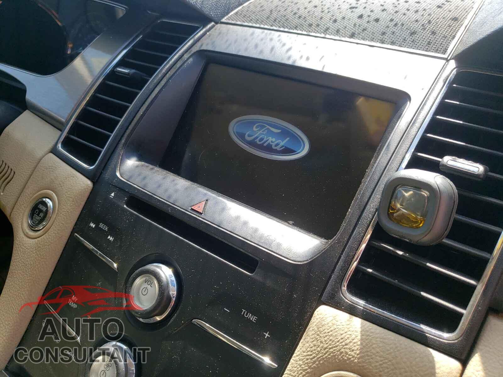 FORD TAURUS 2016 - 1FAHP2E92GG112081