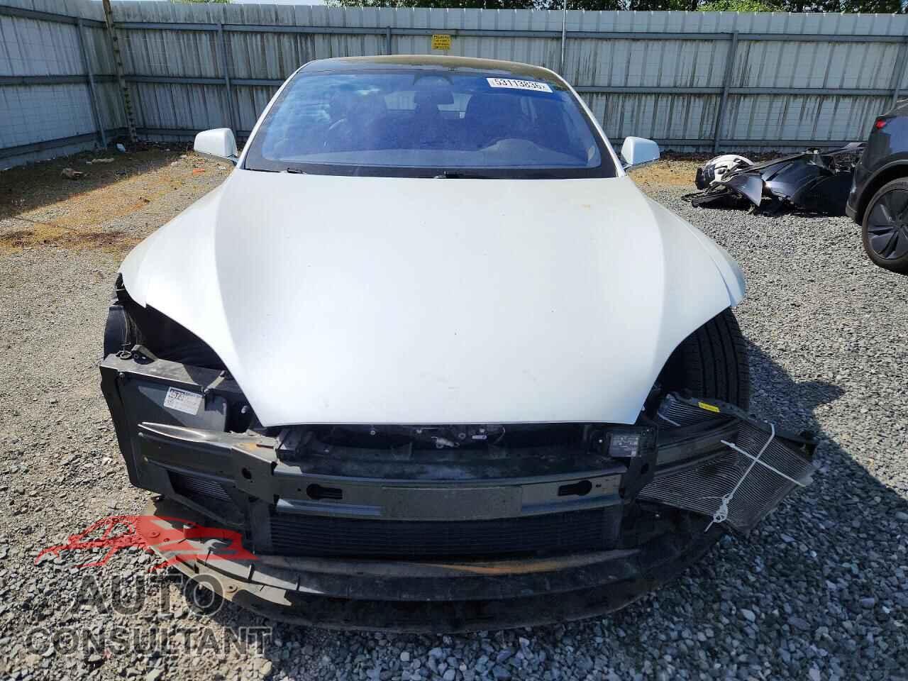 TESLA MODEL S 2019 - 5YJSA1E27KF343804
