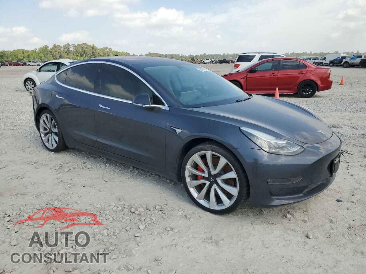 TESLA MODEL 3 2018 - 5YJ3E1EB2JF081004