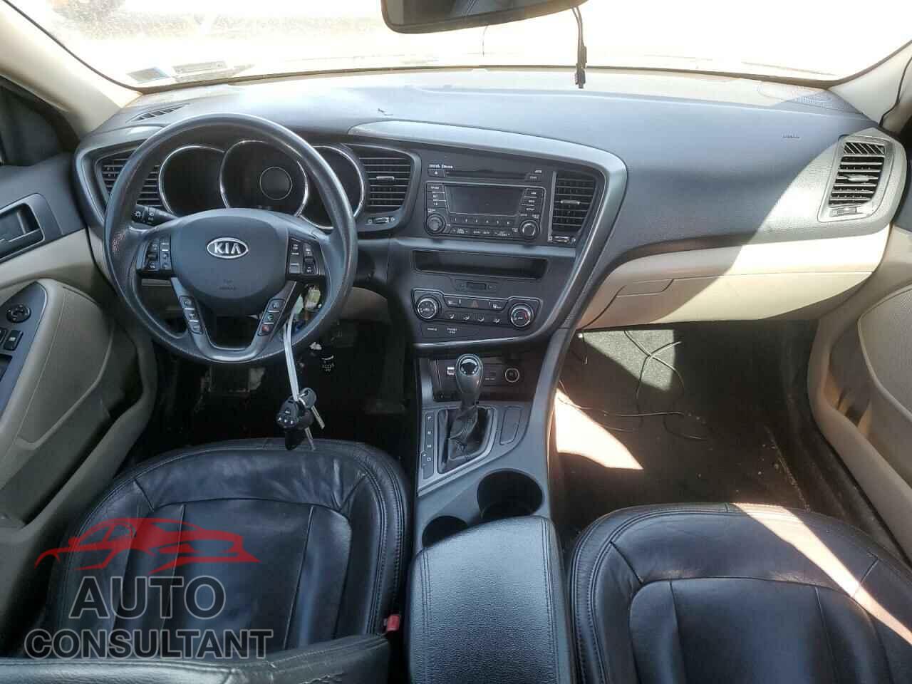 KIA OPTIMA 2011 - KNAGM4A75B5073731