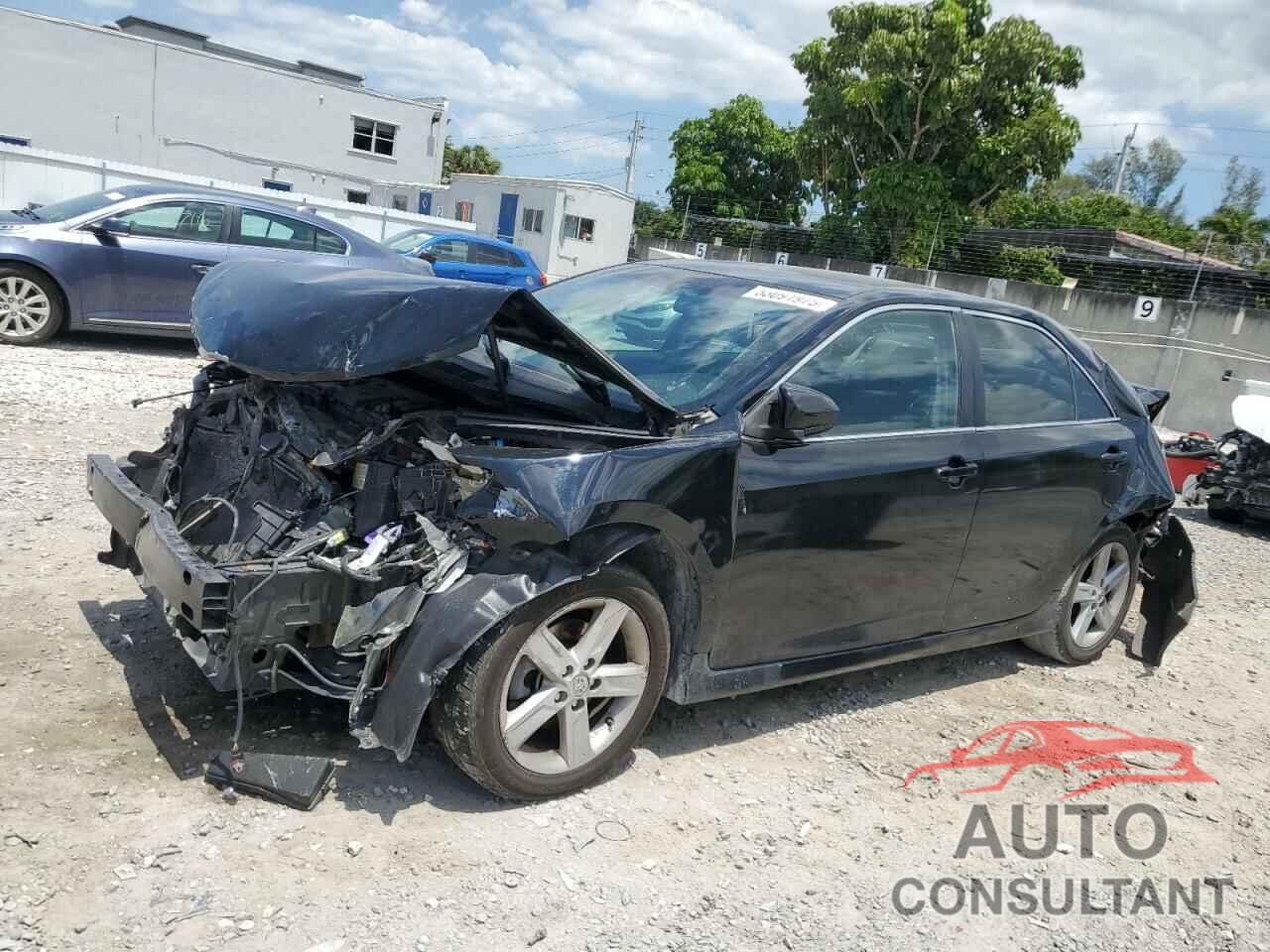 TOYOTA CAMRY 2012 - 4T1BF1FK4CU611924