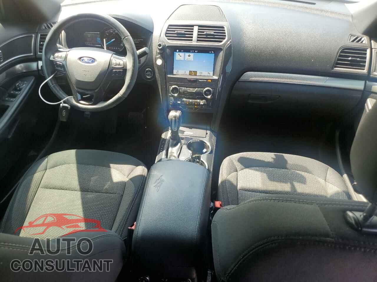 FORD EXPLORER 2018 - 1FM5K7D86JGA78974