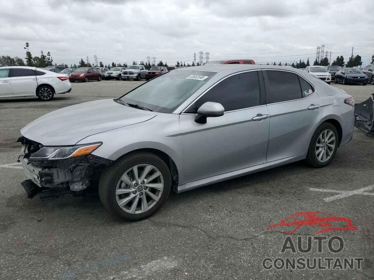 TOYOTA CAMRY 2022 - 4T1C11AK2NU006698