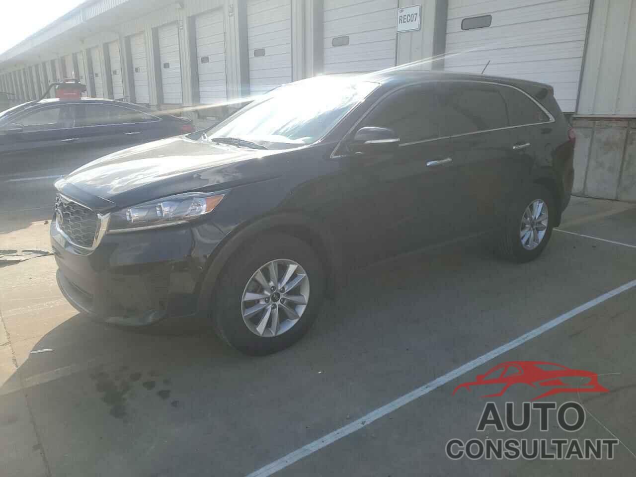KIA SORENTO 2019 - 5XYPG4A38KG467092