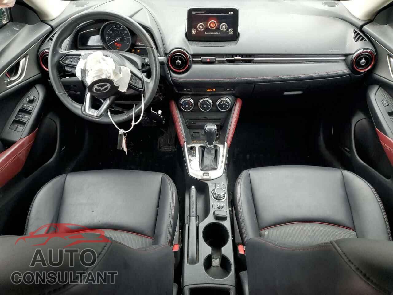 MAZDA CX-3 2018 - JM1DKFC72J0315097