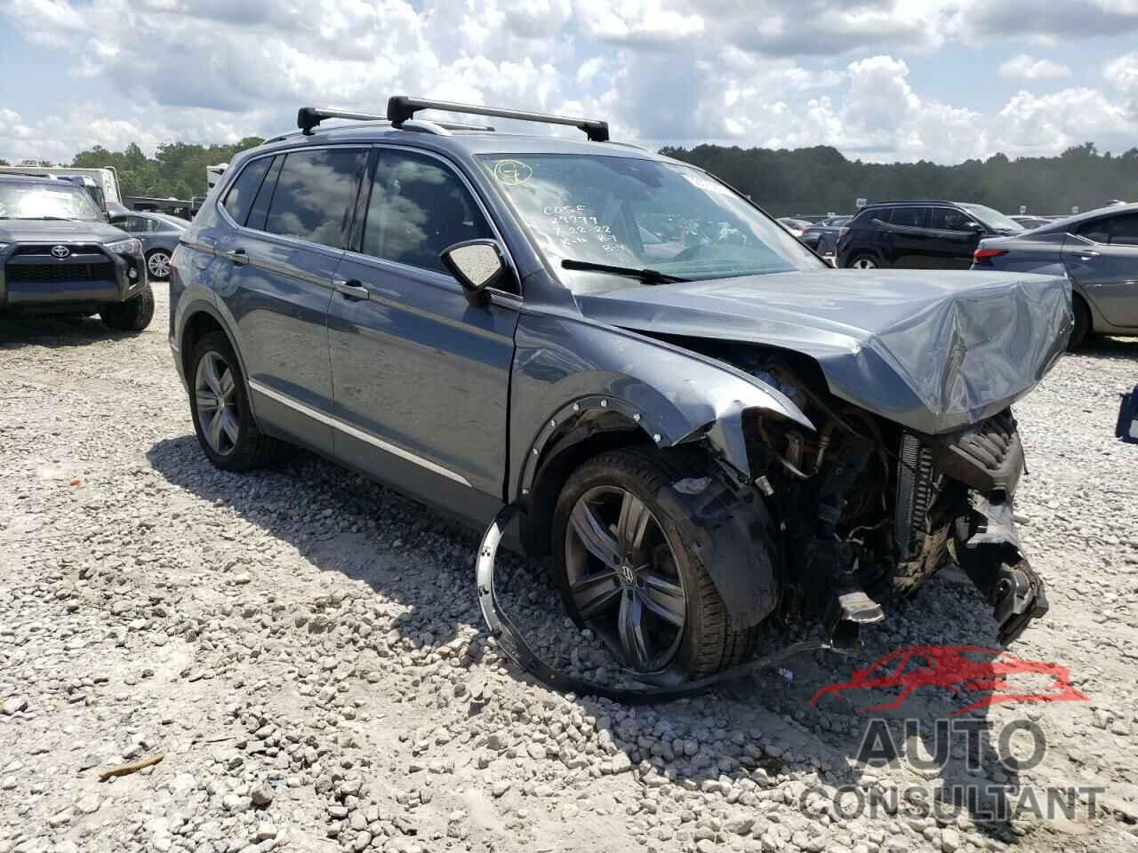 VOLKSWAGEN TIGUAN 2018 - 3VV5B7AX7JM092101