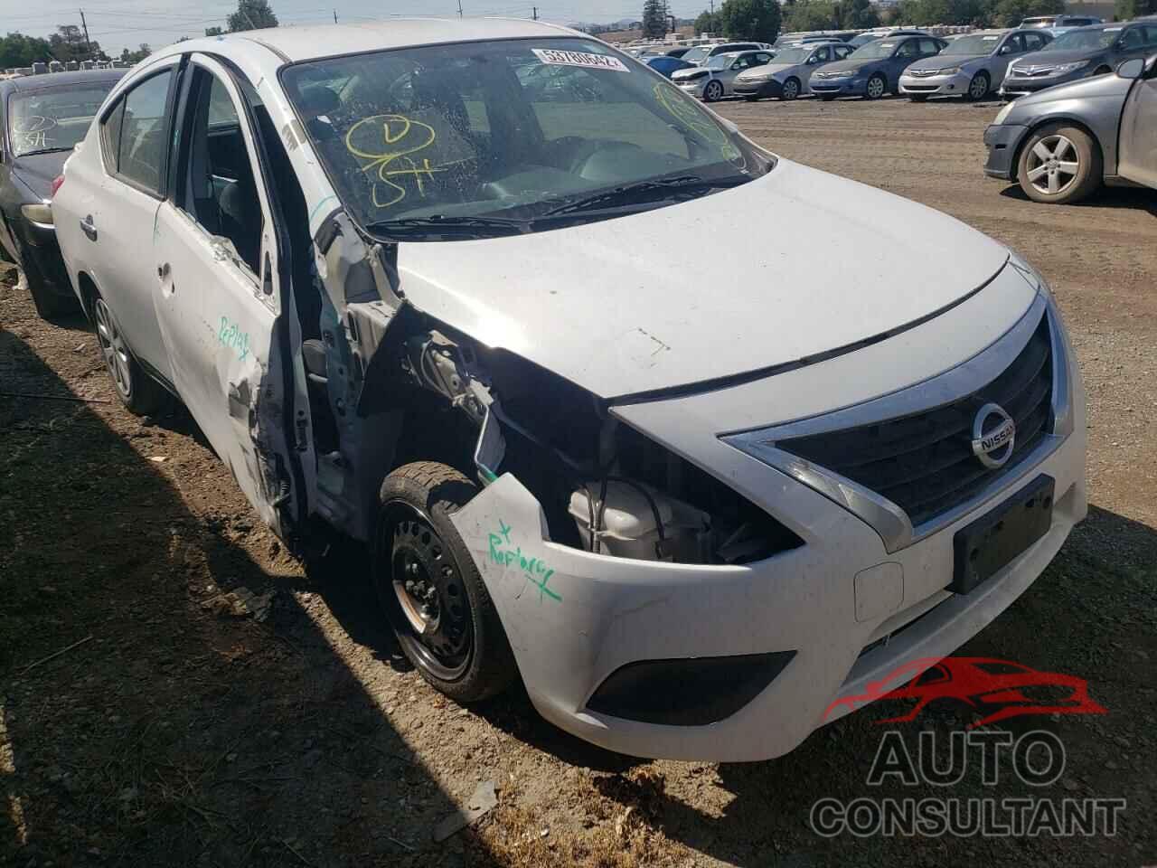 NISSAN VERSA 2018 - 3N1CN7AP2JL872237