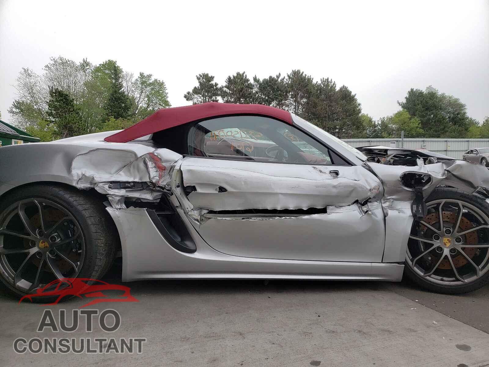 PORSCHE BOXSTER 2021 - WP0CC2A89MS240419