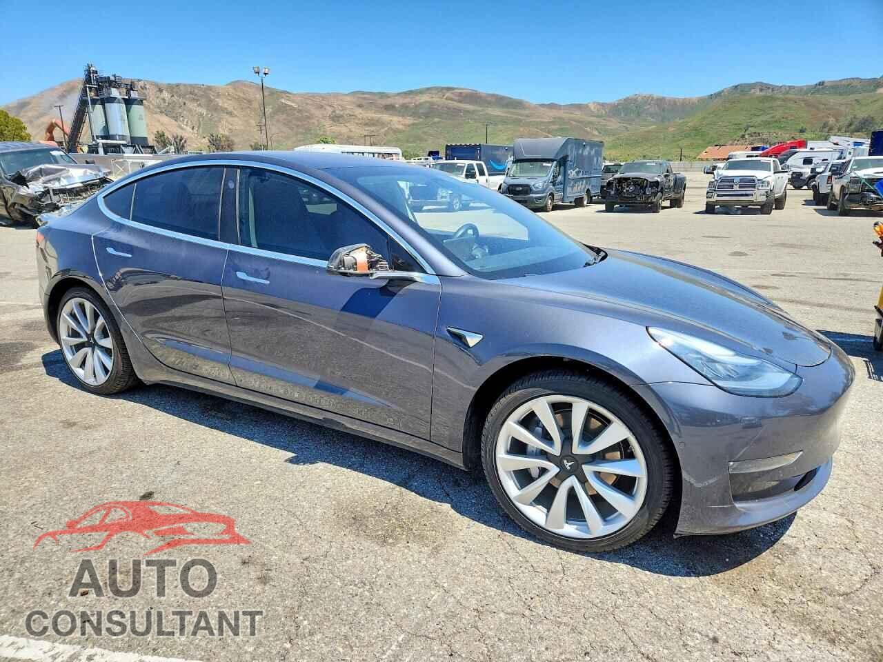 TESLA MODEL 3 2018 - 5YJ3E1EB0JF087013