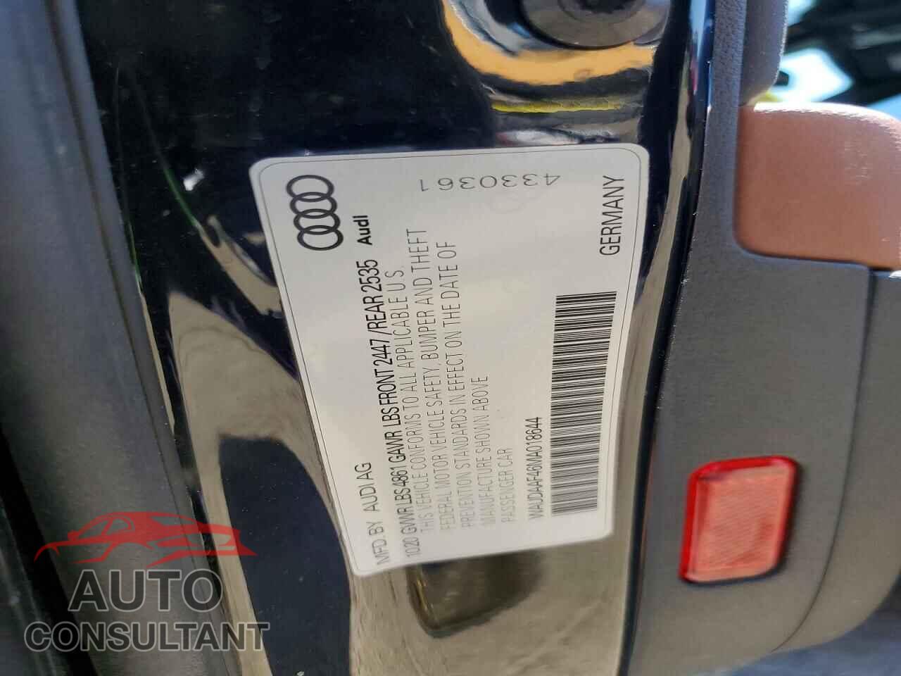AUDI A4 2021 - WAUDAAF46MA018644