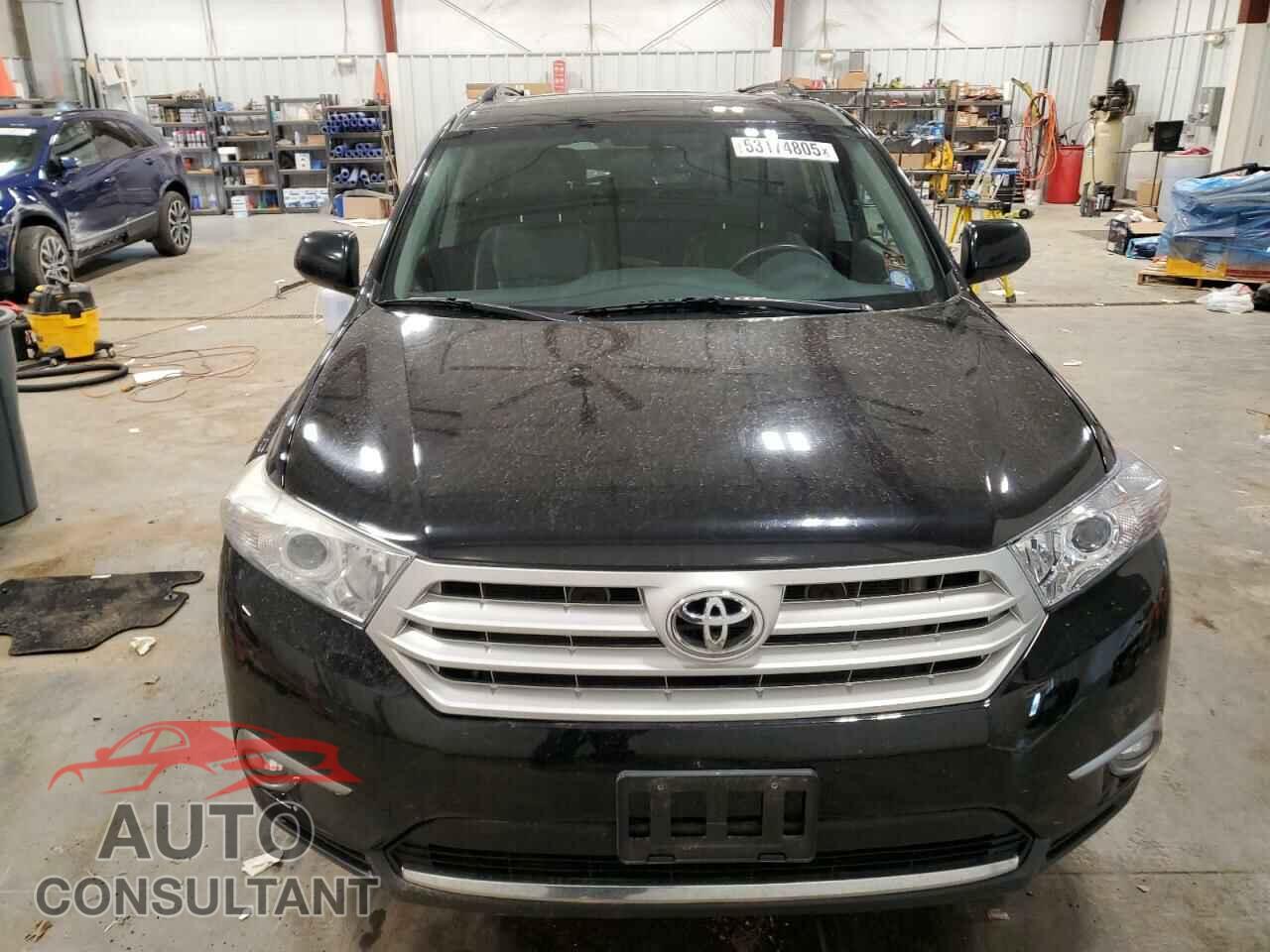 TOYOTA HIGHLANDER 2013 - 5TDBK3EH8DS242525