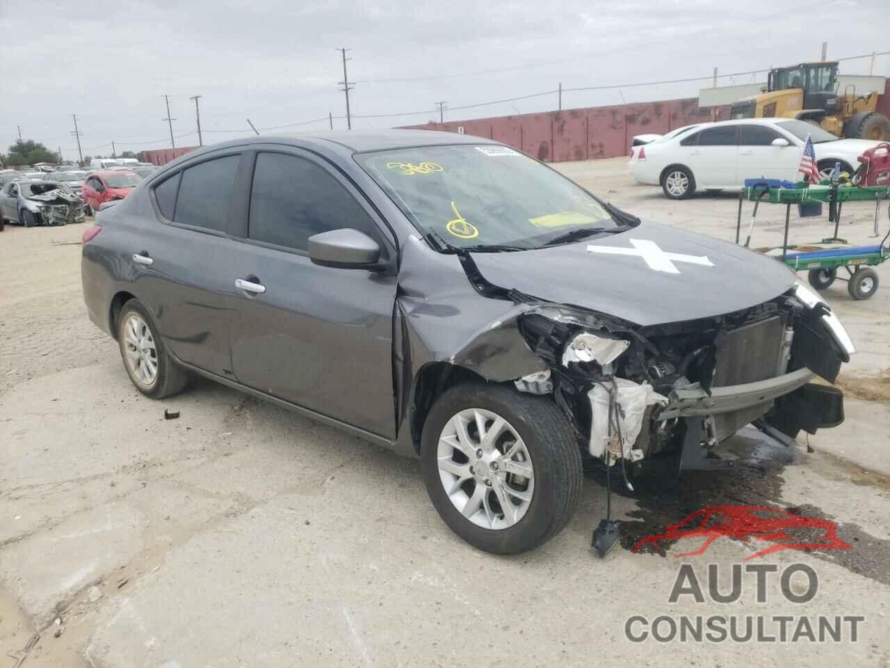 NISSAN VERSA 2018 - 3N1CN7AP0JL878893