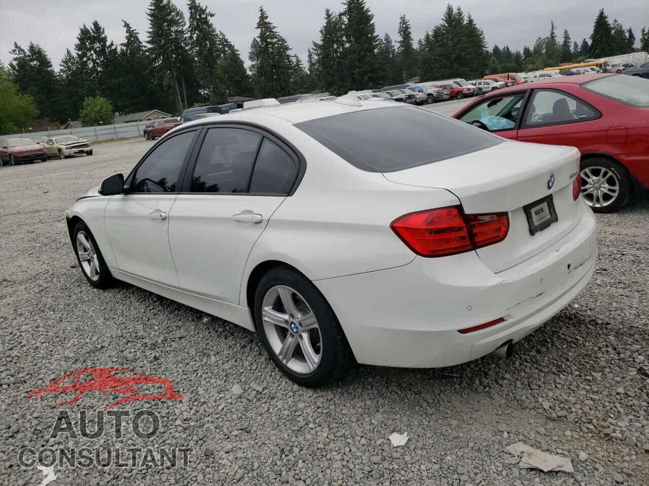 BMW 3 SERIES 2015 - WBA3B1C50FK138040