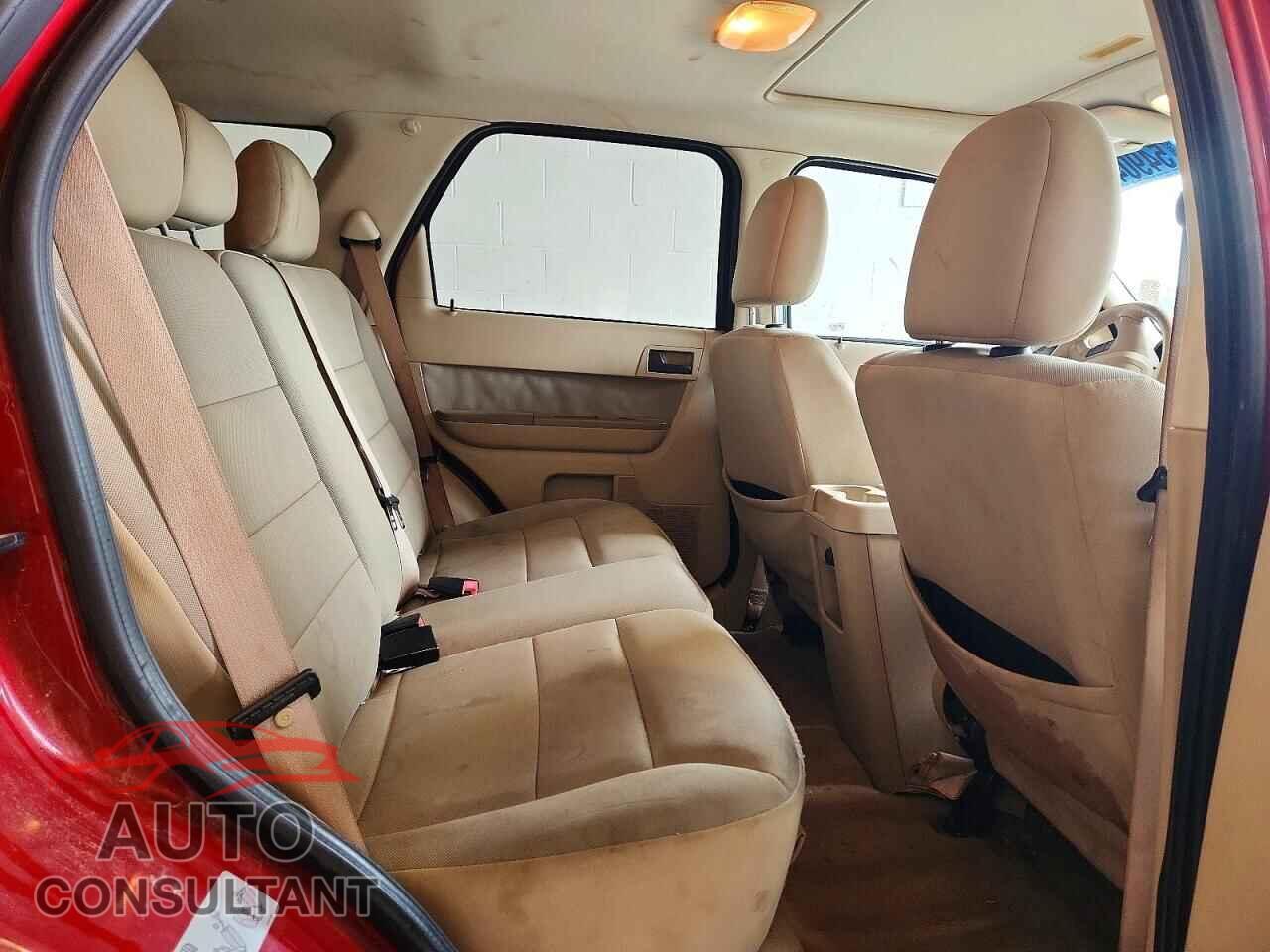 FORD ESCAPE 2010 - 1FMCU0DG2AKB94248