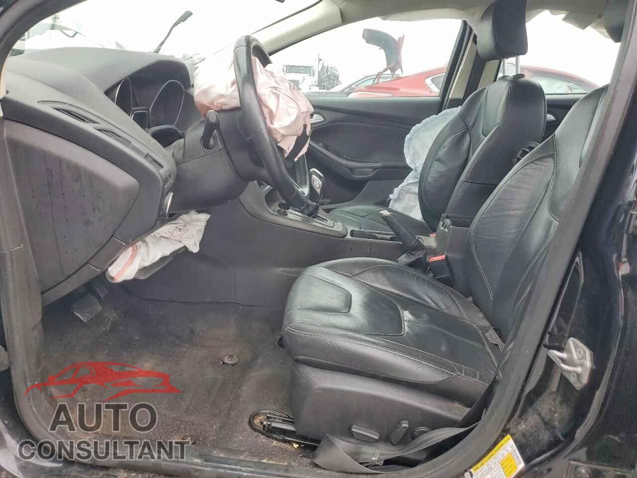 FORD FOCUS 2016 - 1FADP3F2XGL374413