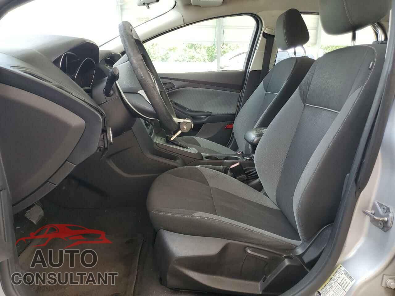 FORD FOCUS 2012 - 1FAHP3F2XCL201535