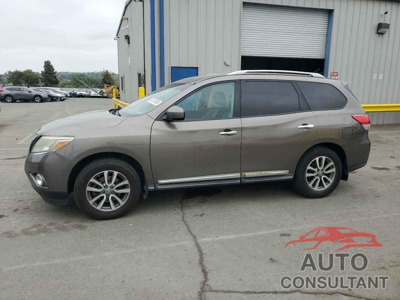 NISSAN PATHFINDER 2014 - 5N1AR2MM2EC600829