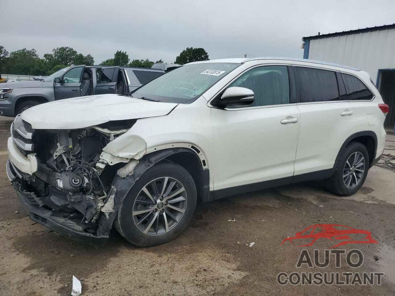 TOYOTA HIGHLANDER 2019 - 5TDKZRFH1KS346008