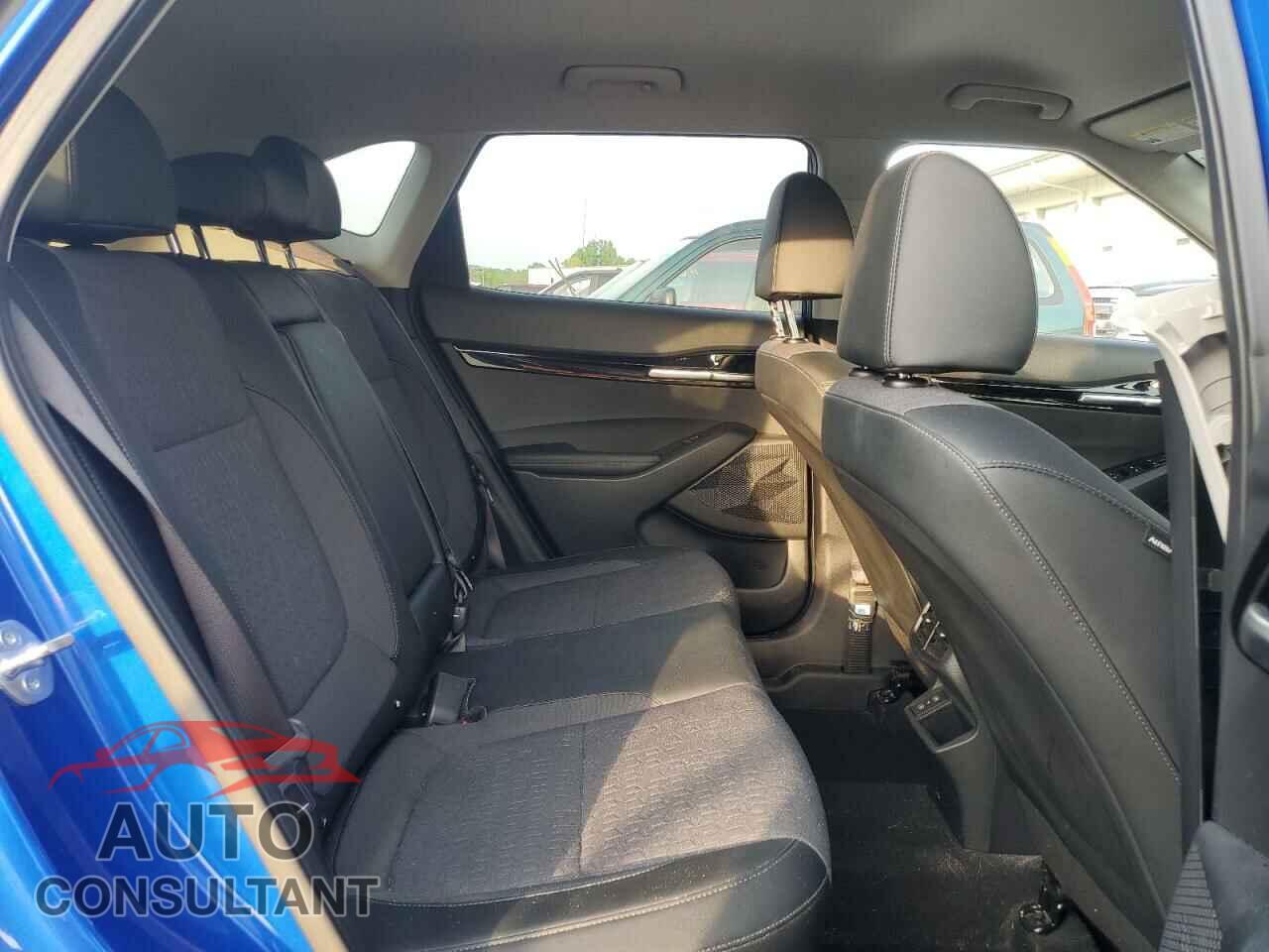 KIA SELTOS 2024 - KNDEUCAA1R7540660