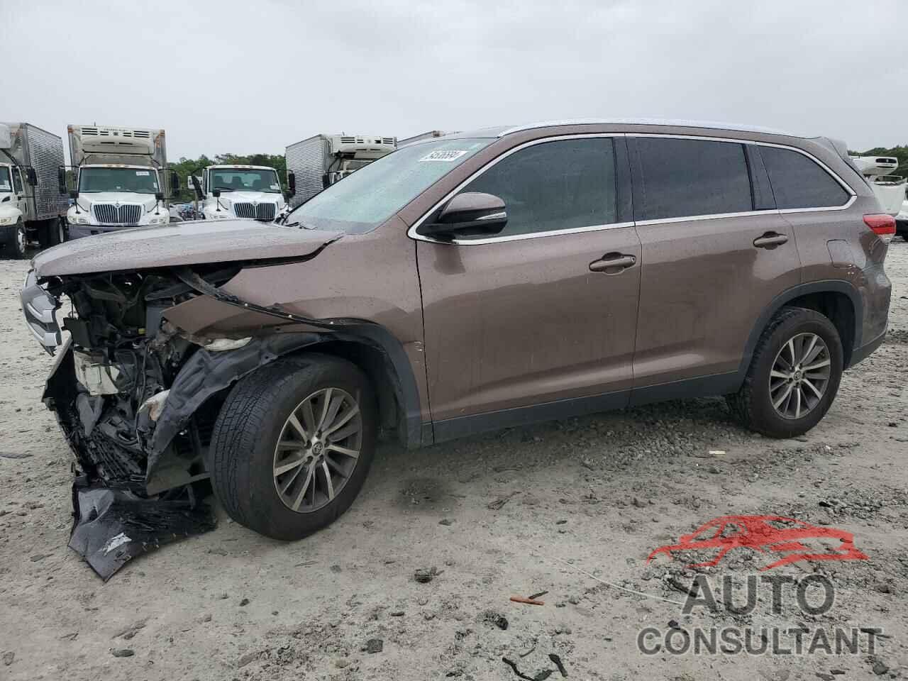 TOYOTA HIGHLANDER 2019 - 5TDKZRFH0KS292605