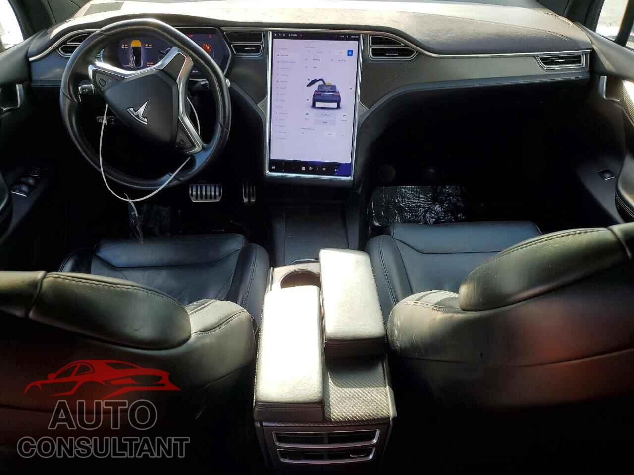 TESLA MODEL X 2017 - 5YJXCDE29HF052215