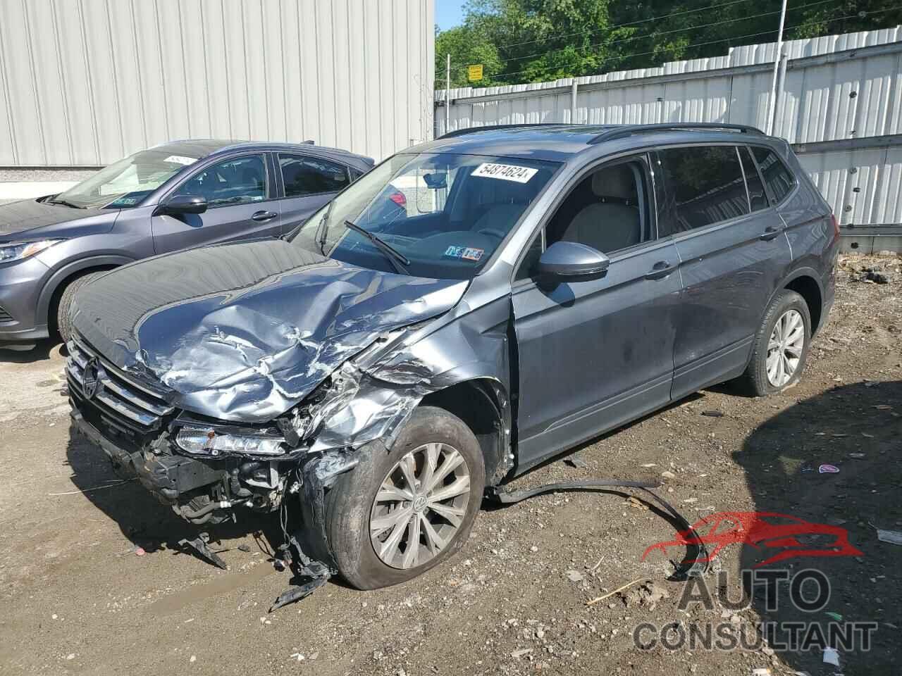 VOLKSWAGEN TIGUAN 2018 - 3VV1B7AX7JM031815