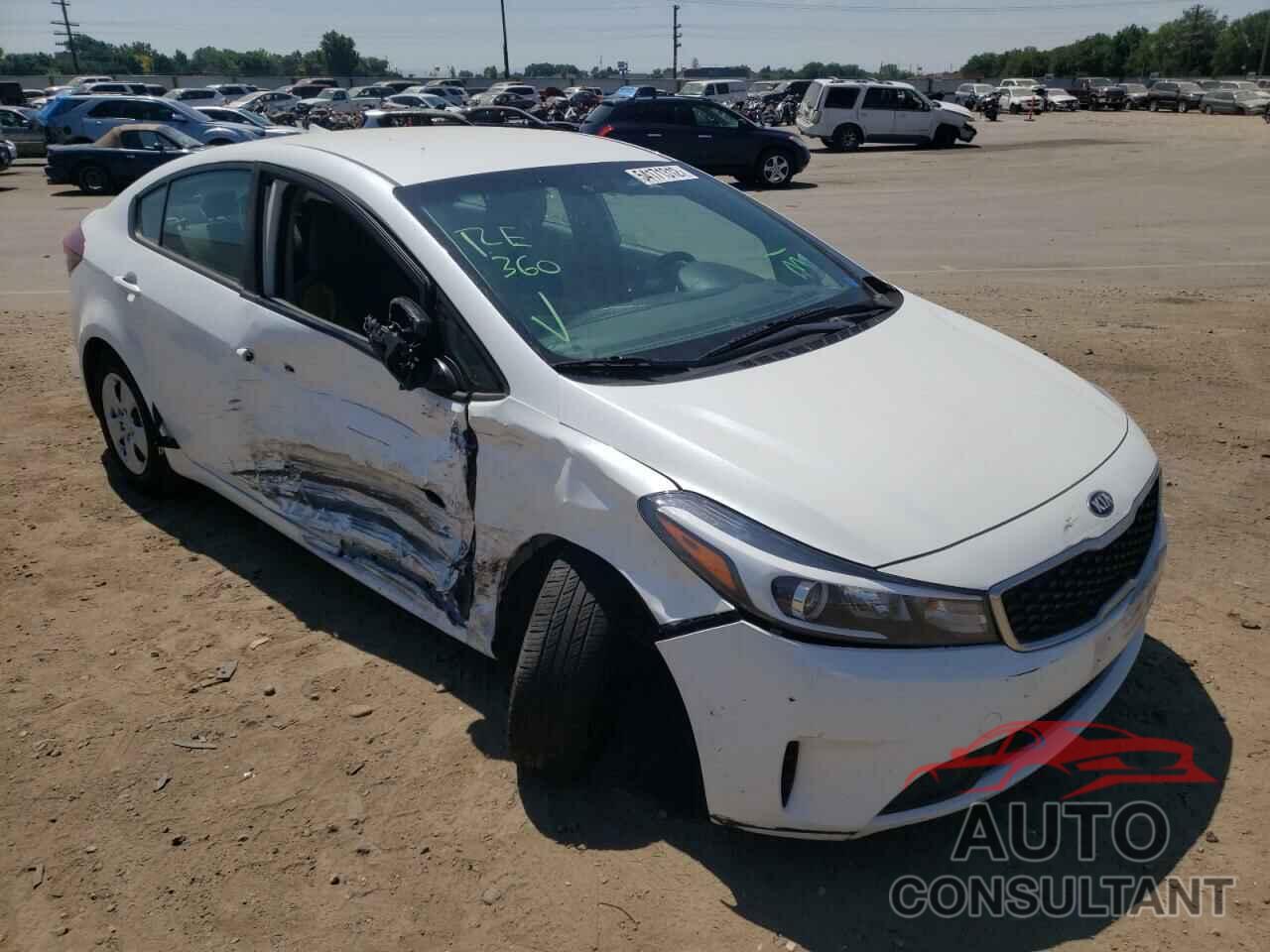 KIA FORTE 2018 - 3KPFL4A74JE195355