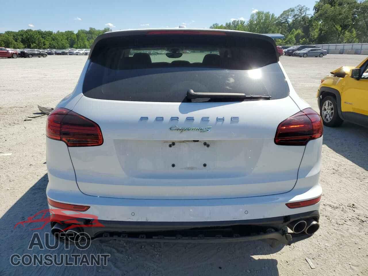 PORSCHE CAYENNE 2017 - WP1AE2A29HLA72891