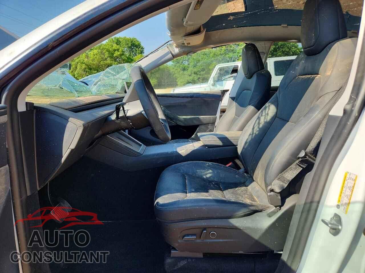 TESLA MODEL Y 2026 - 7SAYGDED1TA431518