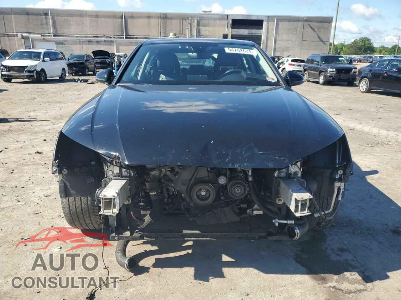 AUDI A4 2019 - WAUGMAF45KN017639