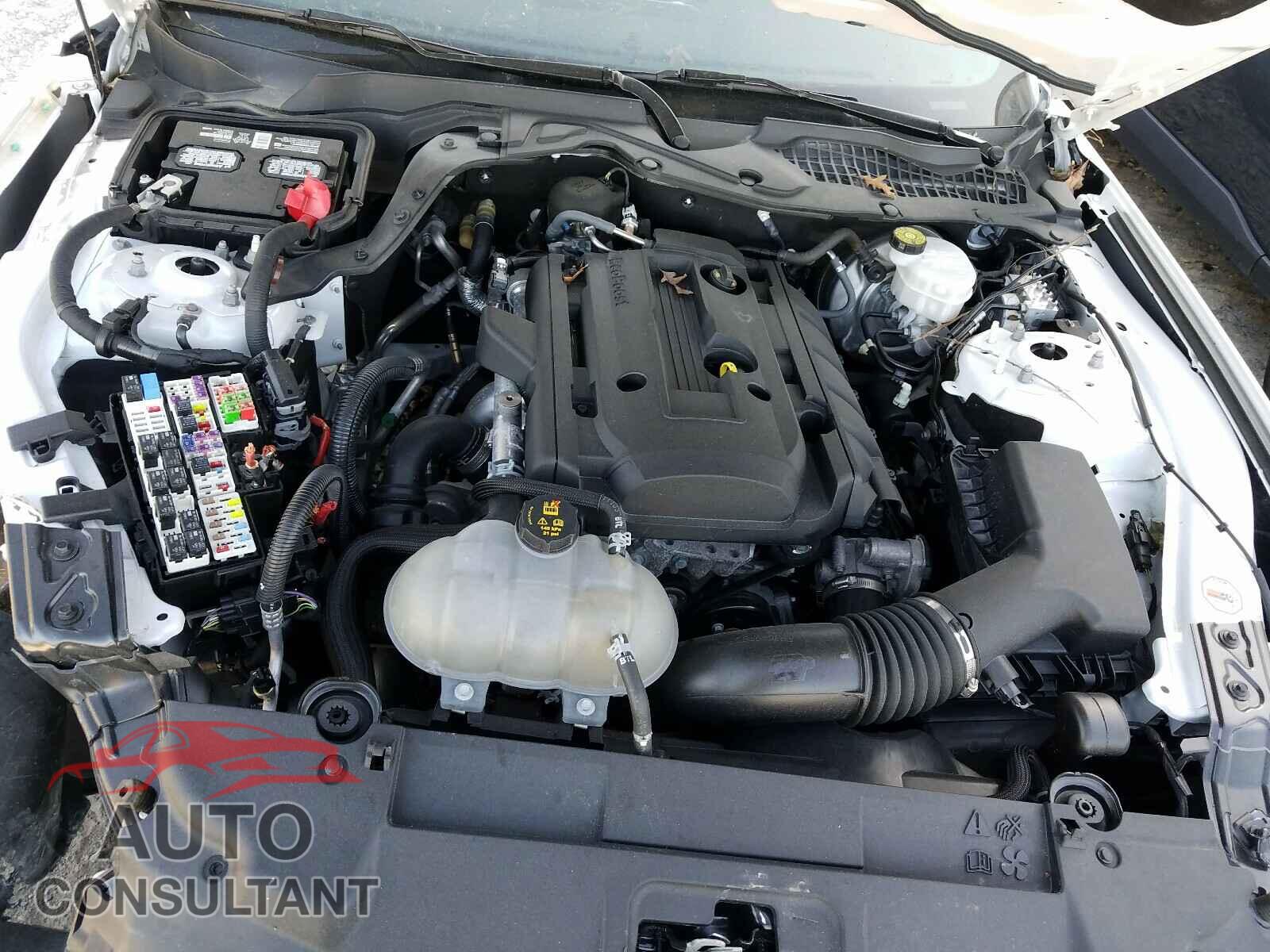 FORD MUSTANG 2018 - 1FA6P8TH1J5162607