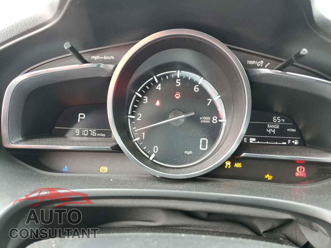 MAZDA 3 2017 - 3MZBN1W31HM144549
