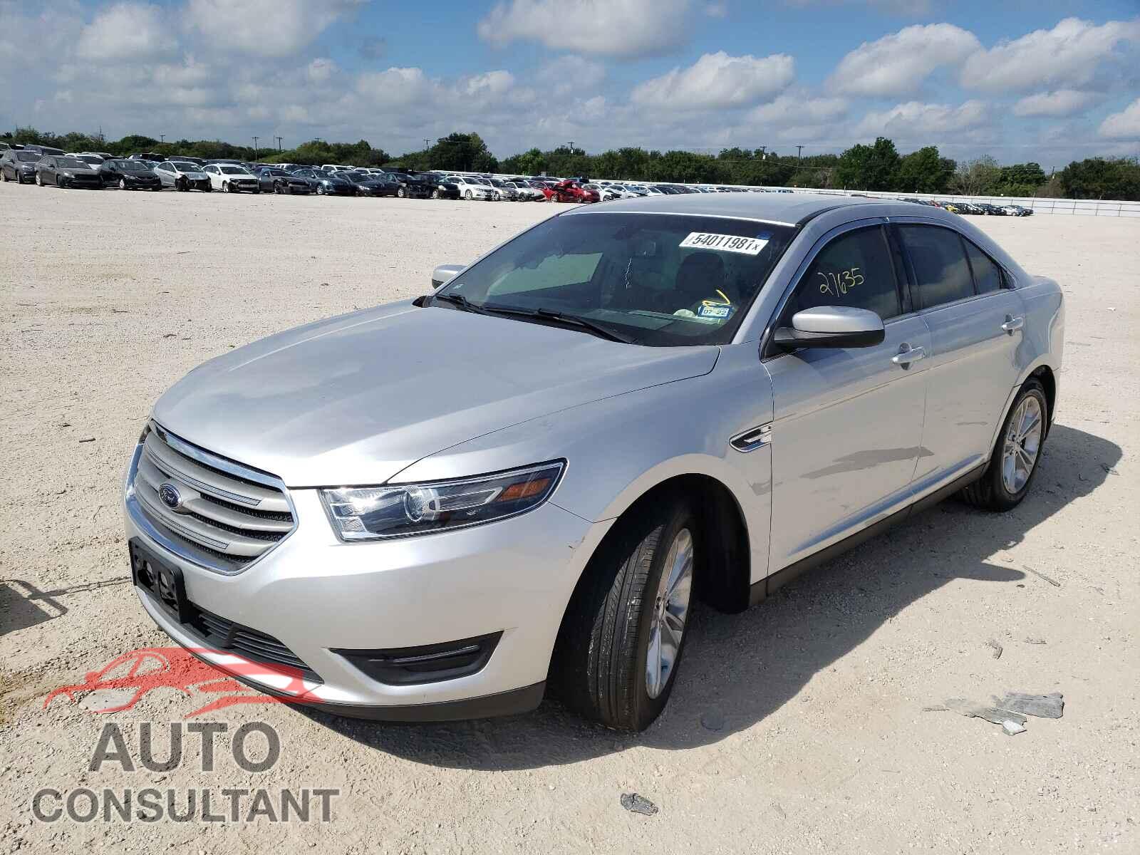 FORD TAURUS 2016 - 1FAHP2E84GG131710