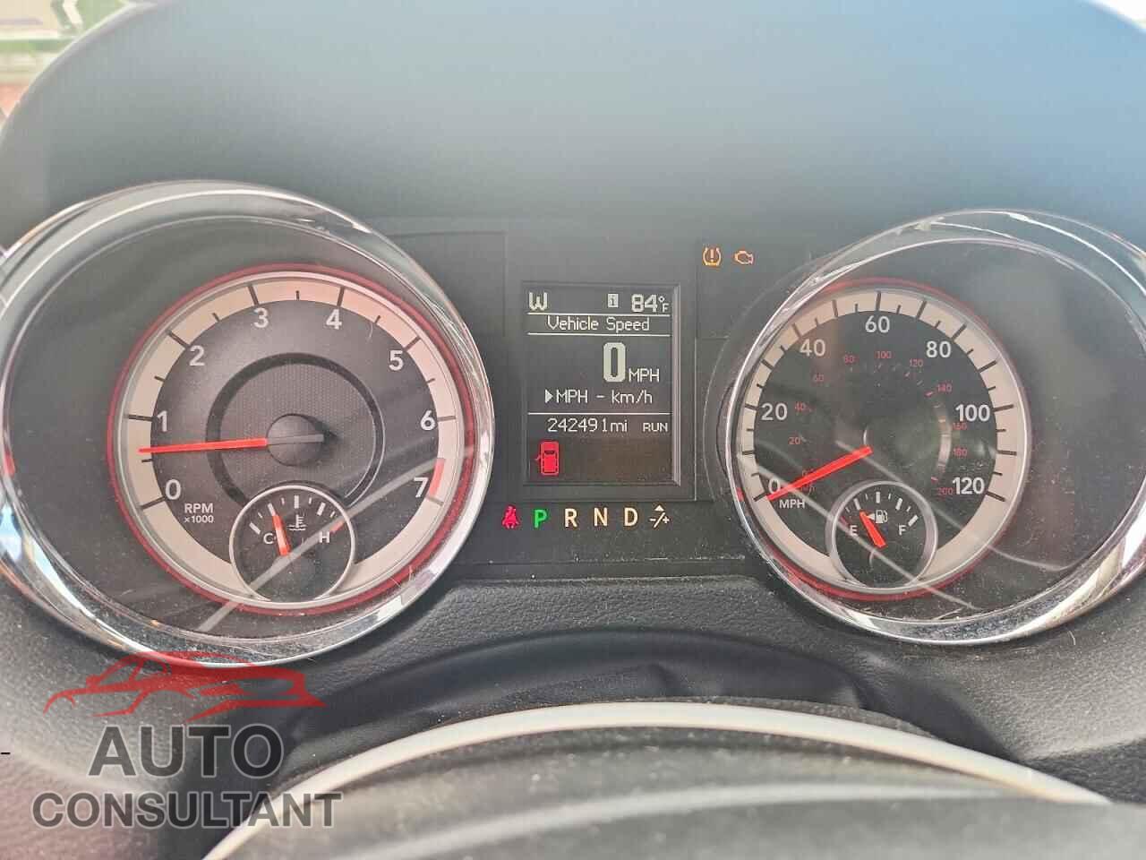 DODGE CARAVAN 2015 - 2C4RDGCG3FR540227
