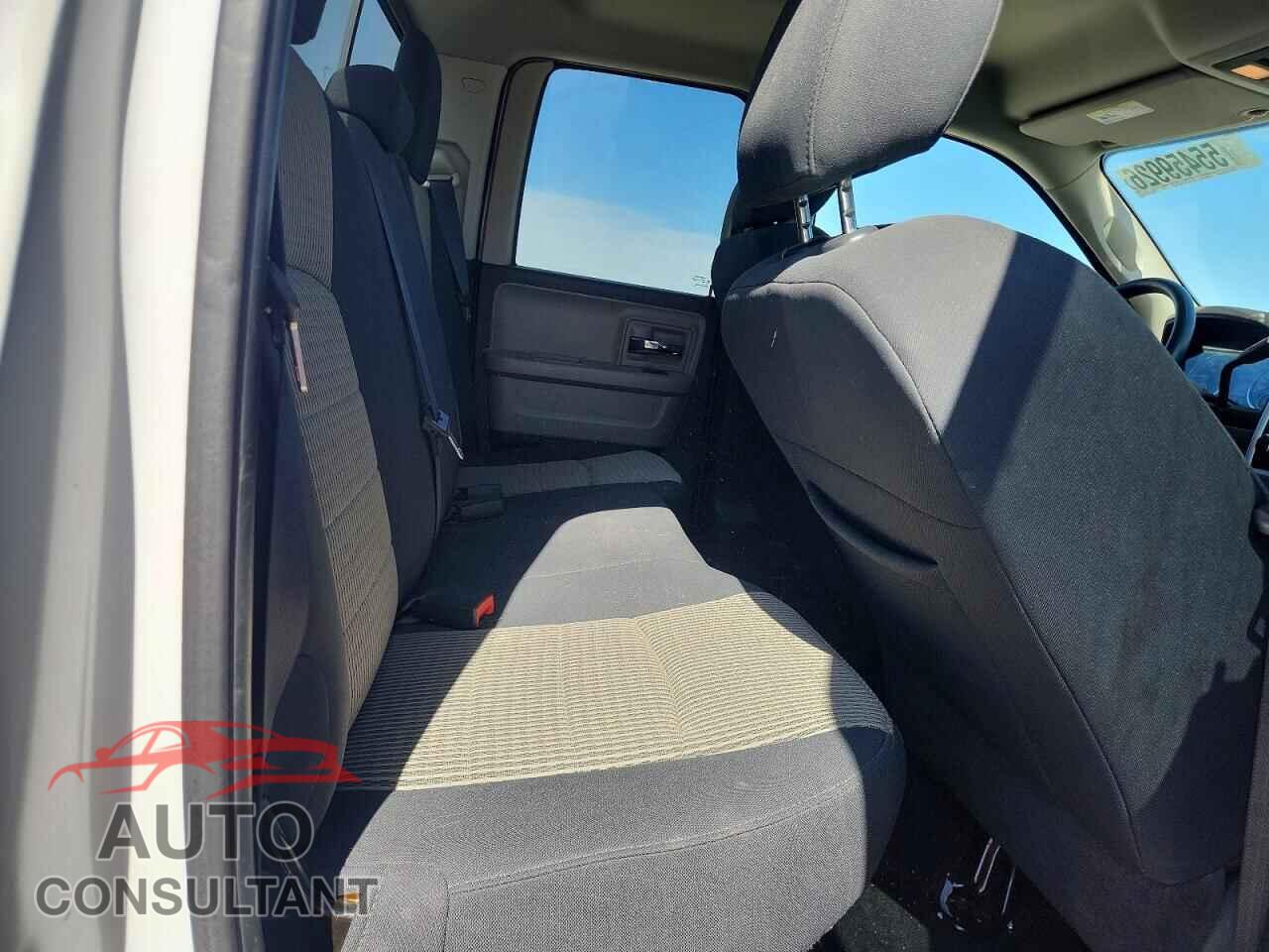 DODGE RAM 1500 2012 - 1C6RD7GT1CS162157