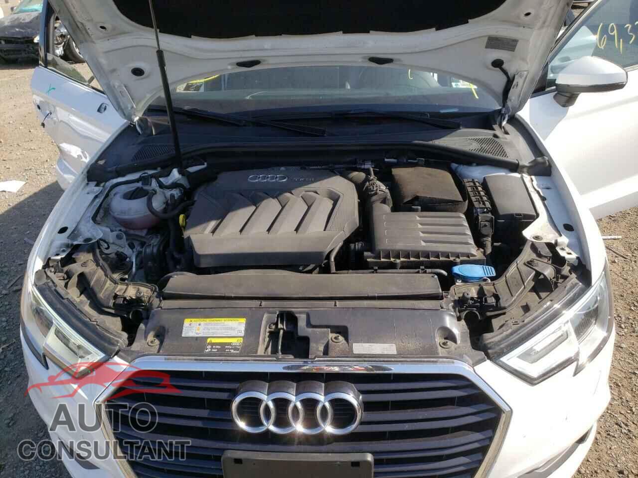AUDI A3 2017 - WAUAUGFF2H1045330