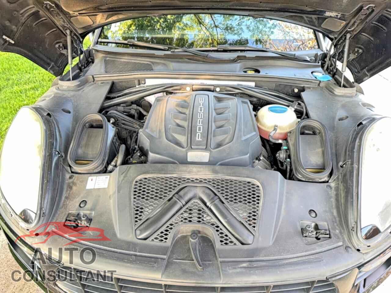 PORSCHE MACAN 2016 - WP1AB2A50GLB55921