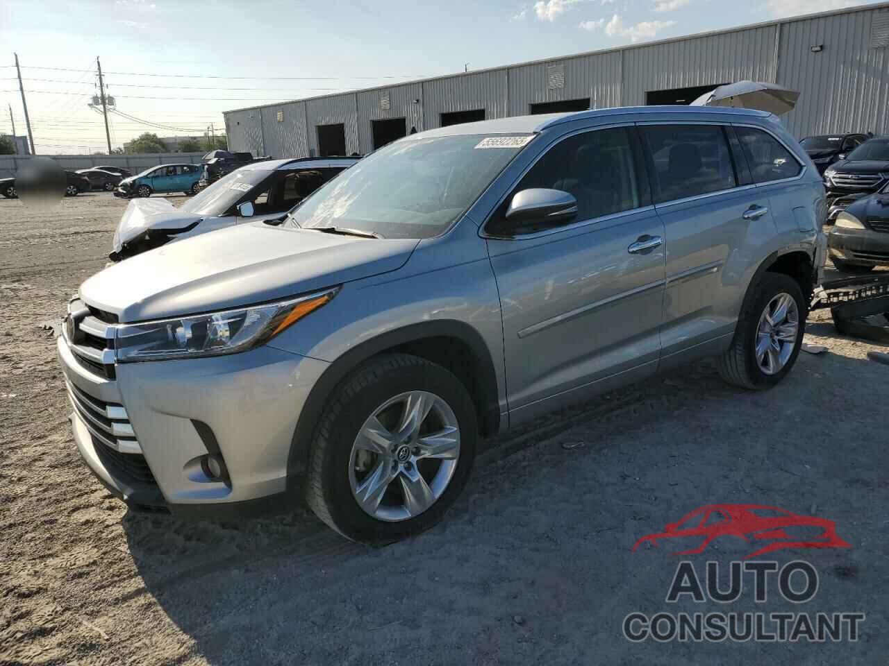 TOYOTA HIGHLANDER 2018 - 5TDYZRFH9JS278016
