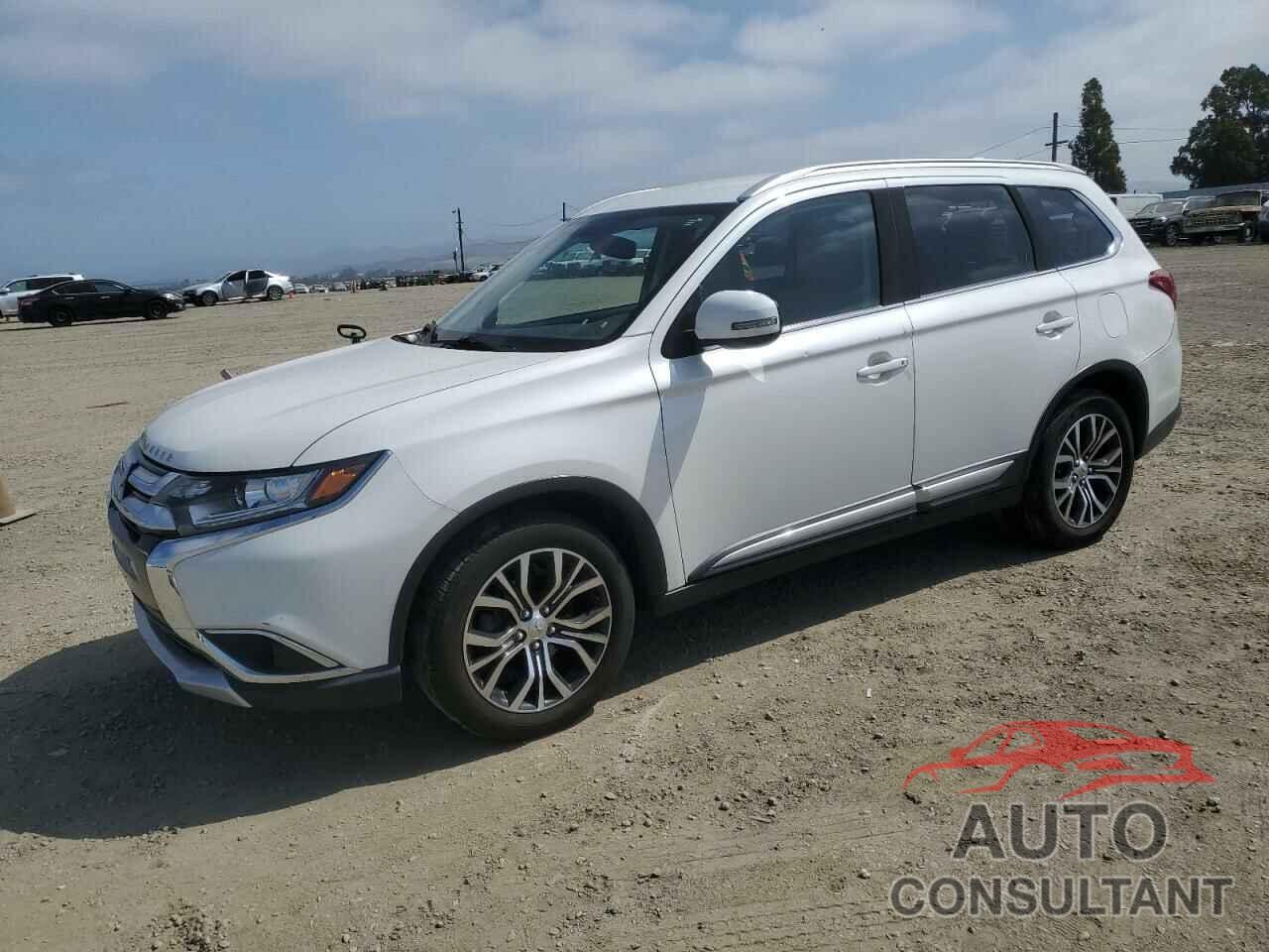 MITSUBISHI OUTLANDER 2018 - JA4AD3A36JZ015158