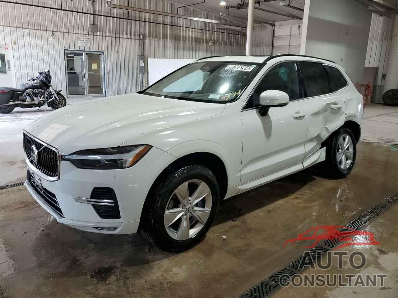 VOLVO XC60 B5 MO 2022 - YV4L12RK2N1060631