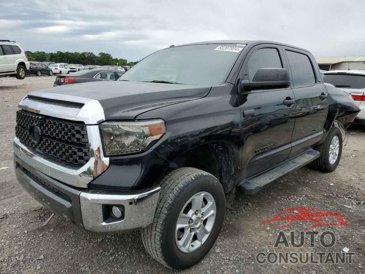 TOYOTA TUNDRA 2017 - 5TFDW5F19HX647688