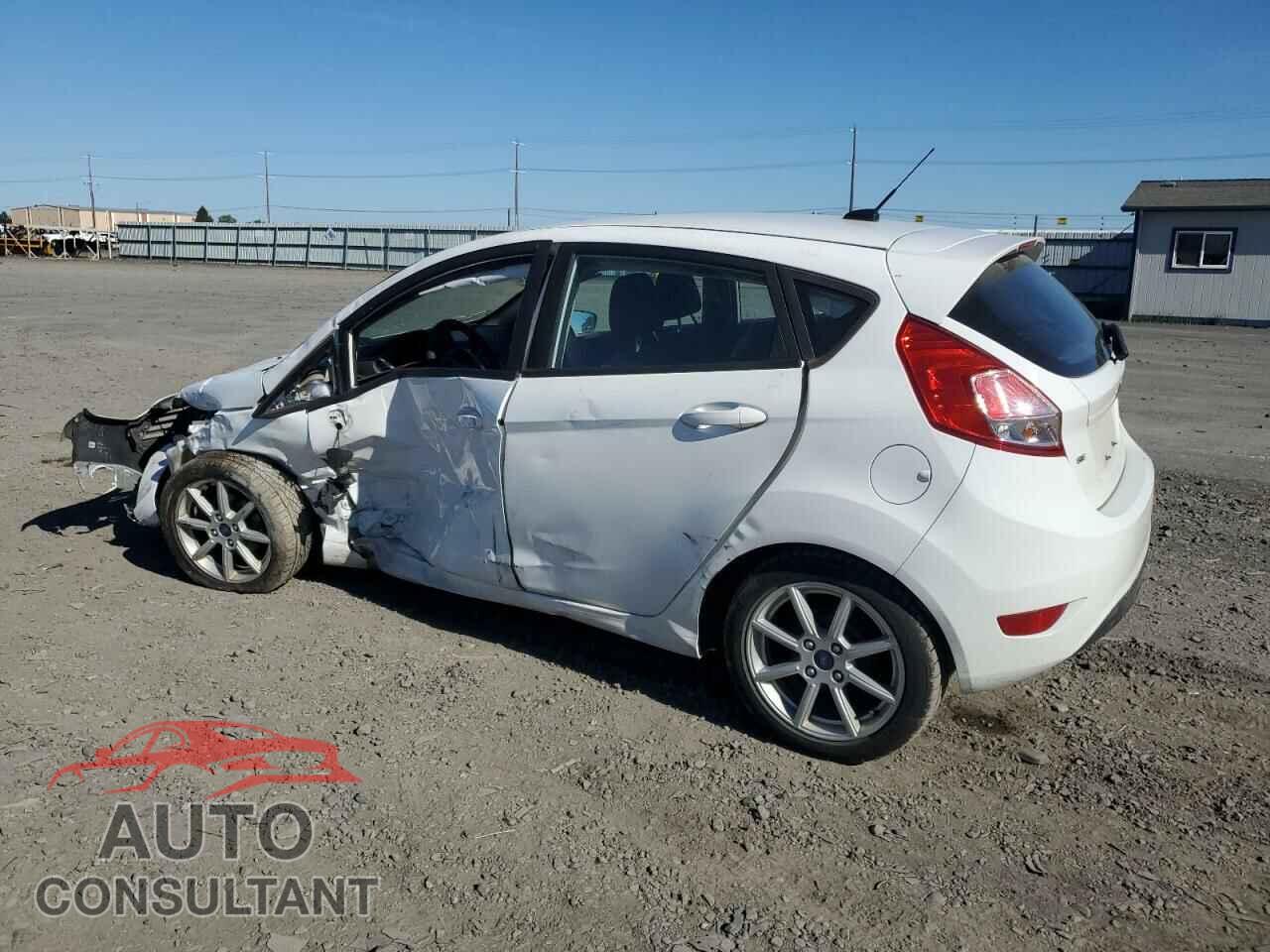 FORD FIESTA 2017 - 3FADP4EJ5HM123023