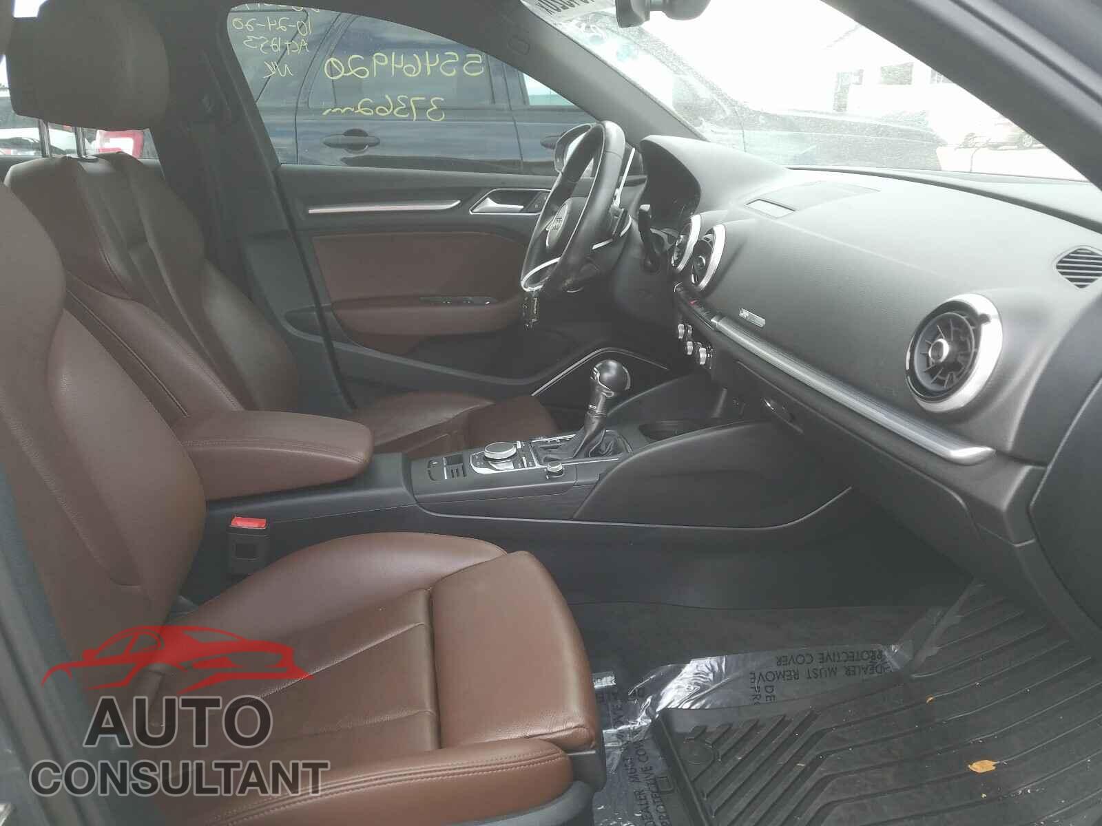 AUDI A3 2017 - WAUGUGFF7H1025665