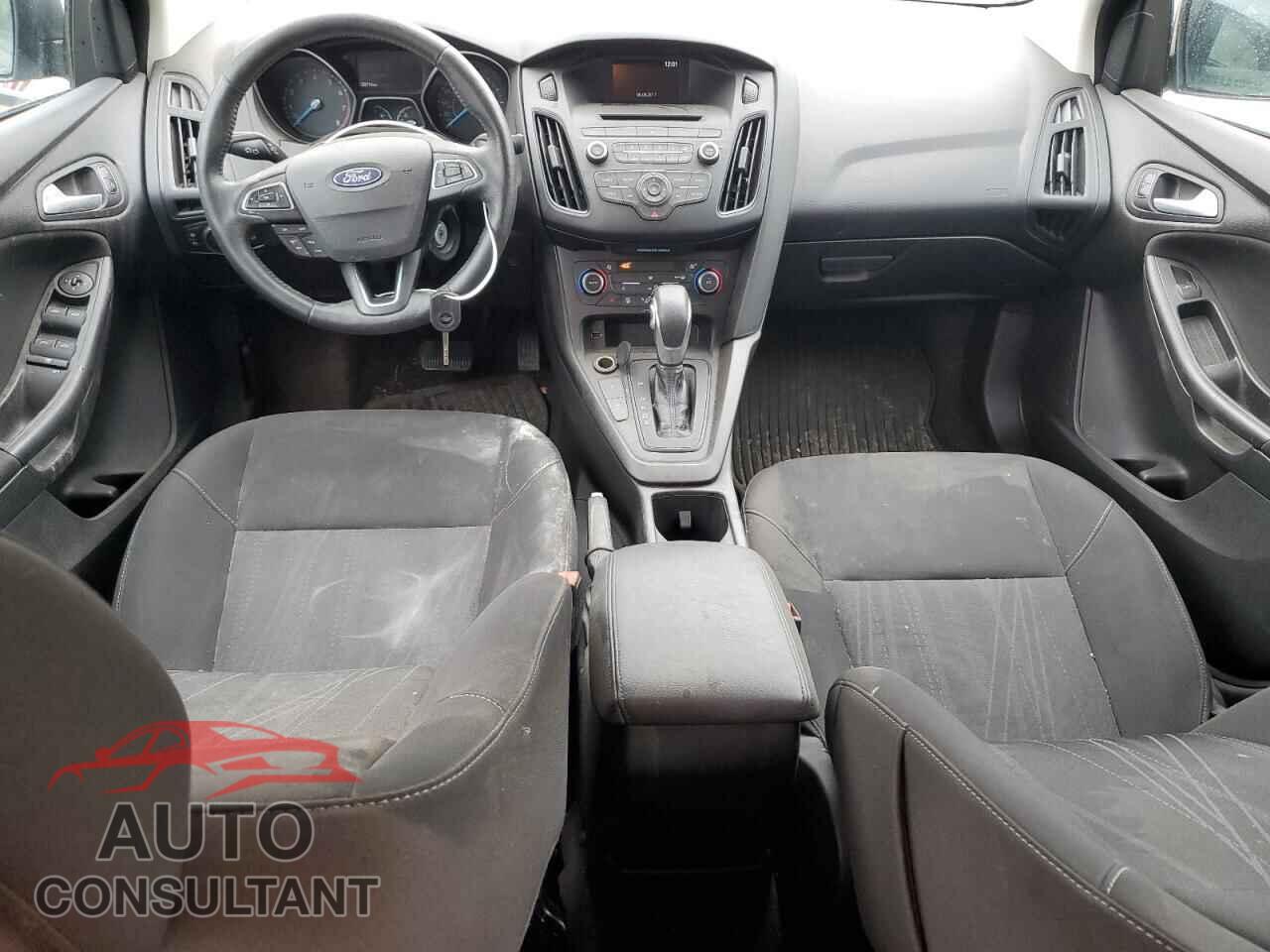 FORD FOCUS 2017 - 1FADP3FE5HL329858