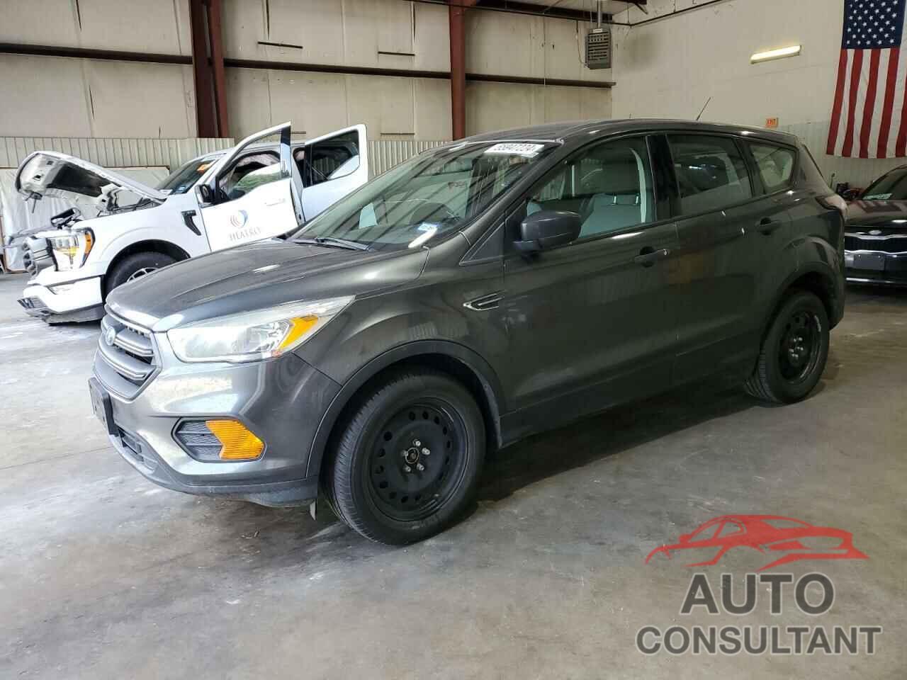 FORD ESCAPE 2017 - 1FMCU0F78HUC10500