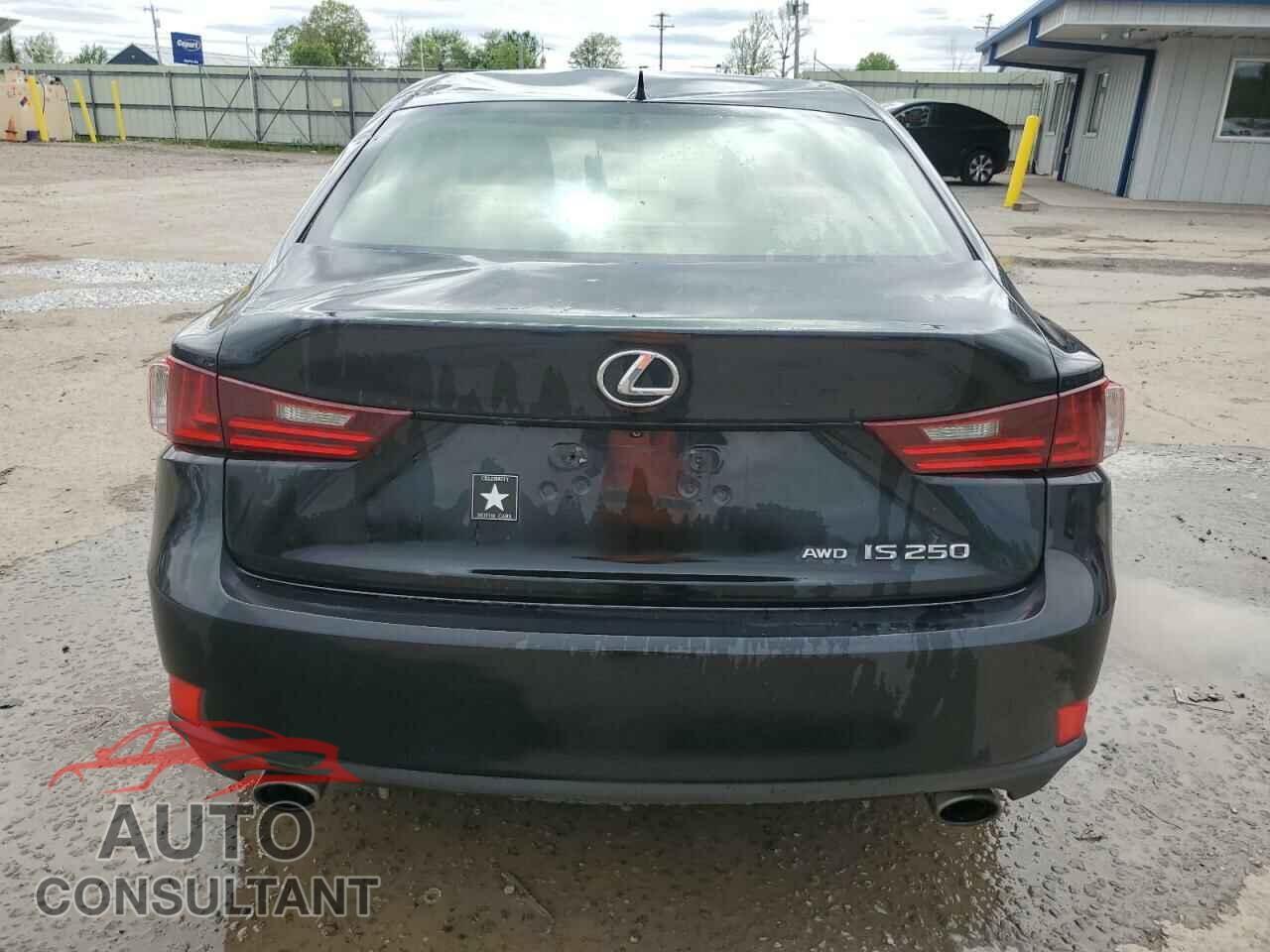 LEXUS IS 2014 - JTHCF1D21E5000577